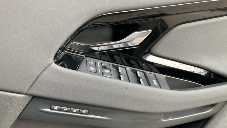 Land Rover Range Rover Evoque 2.0 D165 S 5dr Auto Diesel Hatchback